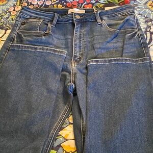 KanCan Essentials Medium Wash Jeans